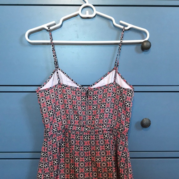 Cute dress! - Picture 3 of 3